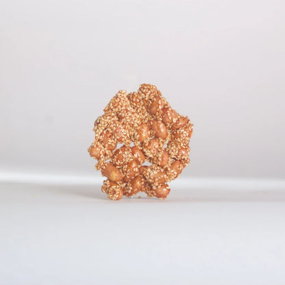 【大地花生工坊】白芝麻花生片 200g/袋（可素食）｜經典花生糖 整粒花生片系列