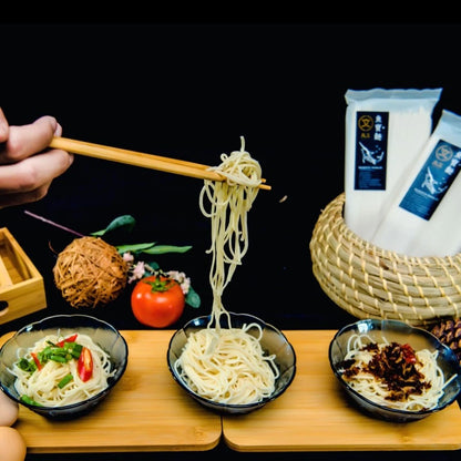 【丸文食品】麵麵俱到圓滿小禮盒古早味旗魚鬆1包+魚寶麵1包